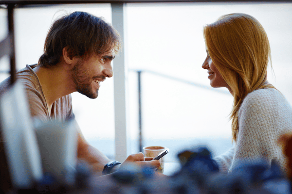 Signs Of Attraction Your Partner Gives in the First Move