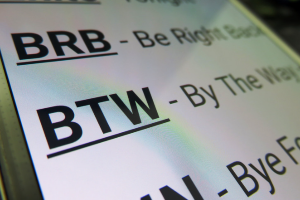 16 Common Dating Acronyms & Abbreviations – What They Mean