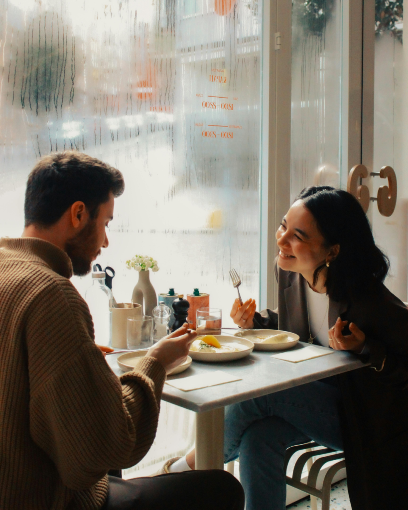 healthy communication between dating partners